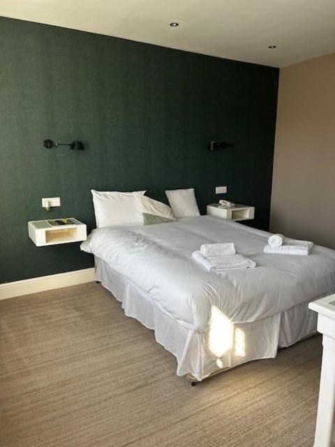 The Limes Bar And Hotel Needham Market المظهر الخارجي الصورة